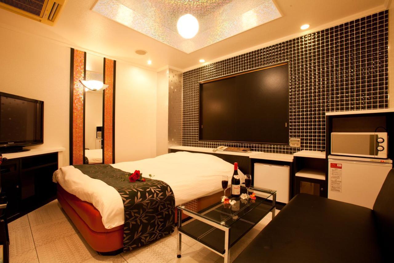Hotel Luna (Adults Only) Tokio Exterior foto