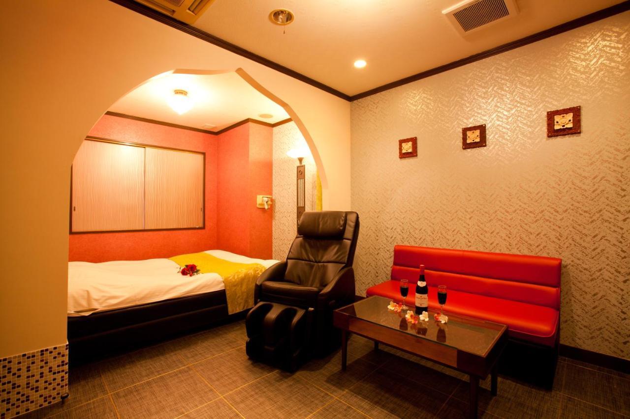Hotel Luna (Adults Only) Tokio Exterior foto