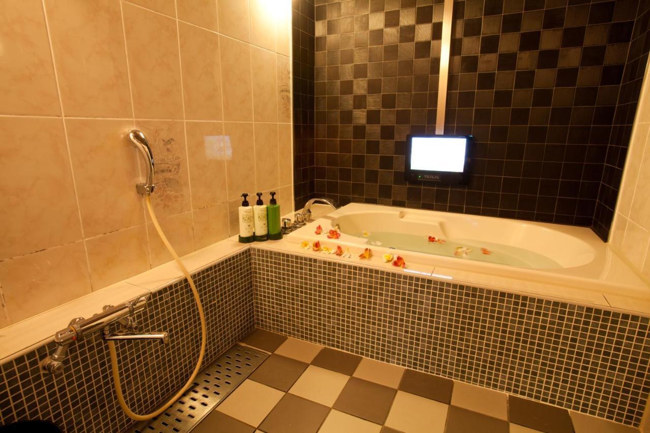 Hotel Luna (Adults Only) Tokio Exterior foto