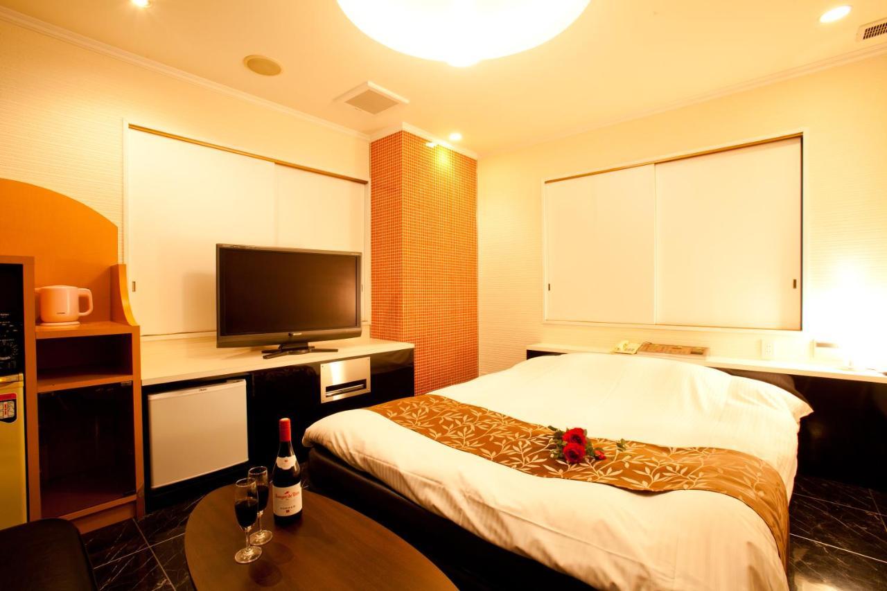 Hotel Luna (Adults Only) Tokio Exterior foto