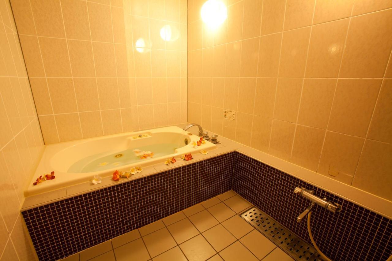 Hotel Luna (Adults Only) Tokio Exterior foto